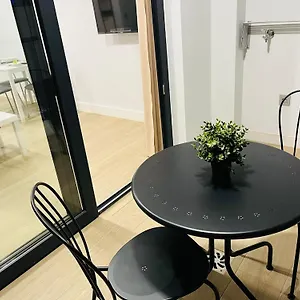 https://home-la-naval.in-canary-islands.com